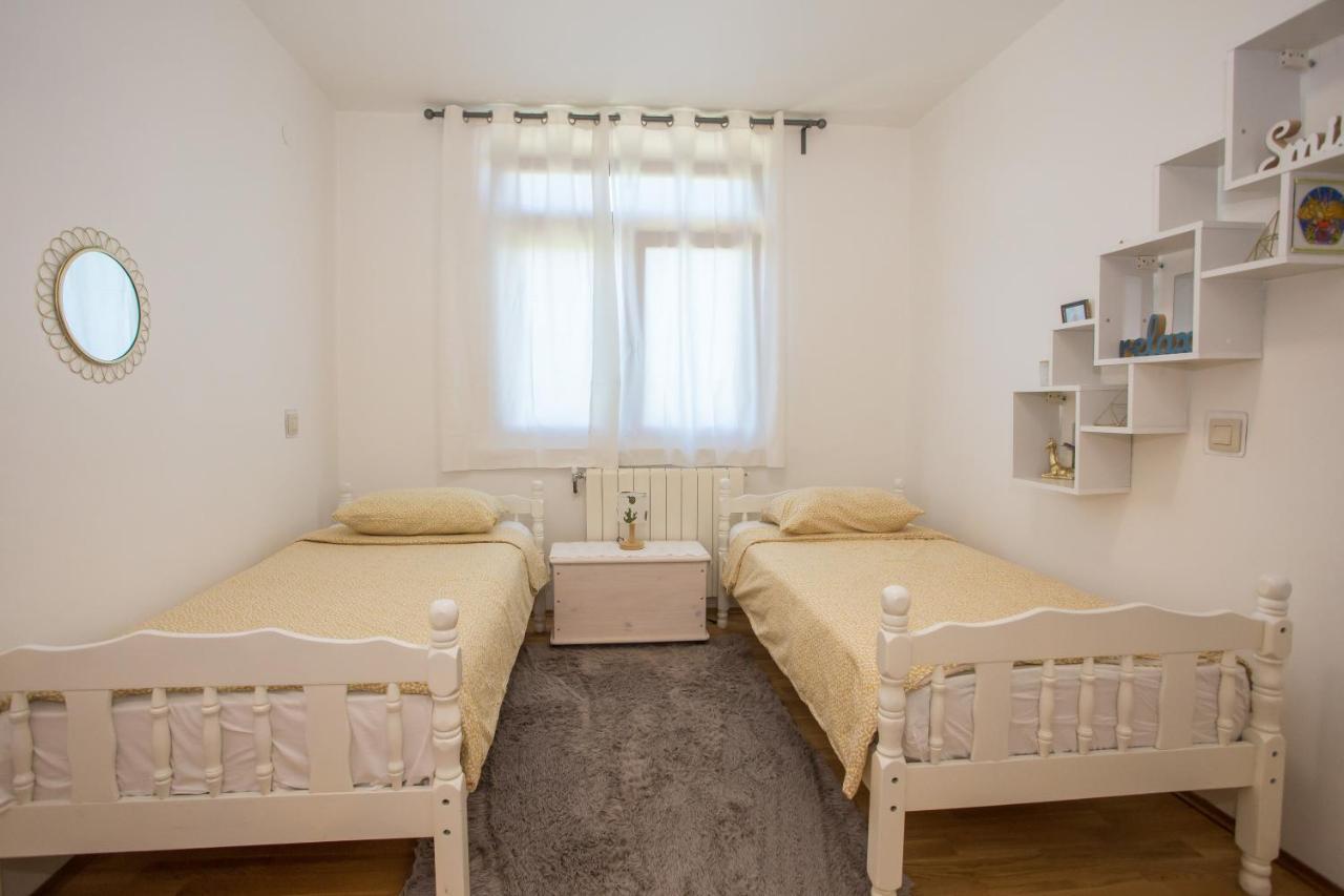 Apartment Rosse Porec Exterior photo