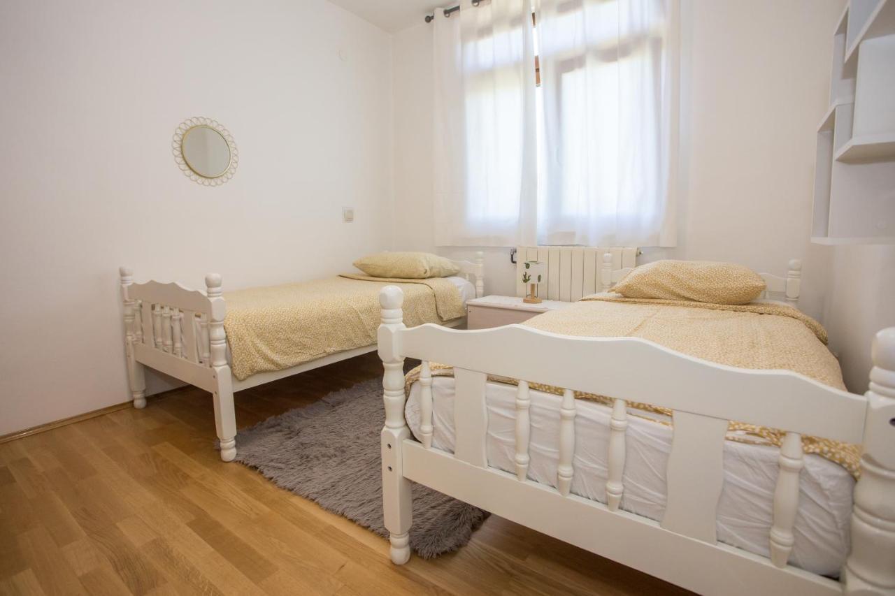 Apartment Rosse Porec Exterior photo