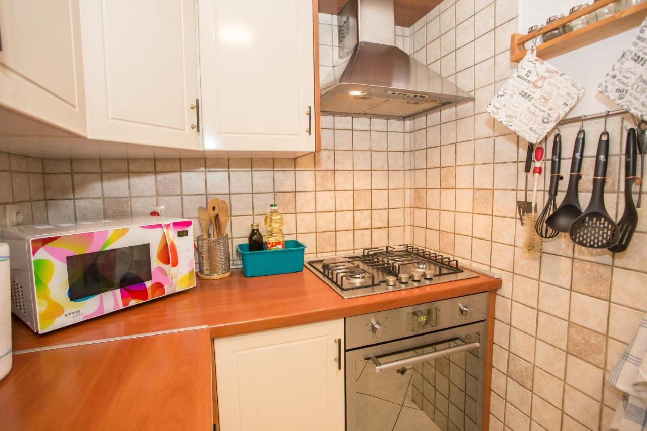 Apartment Rosse Porec Exterior photo