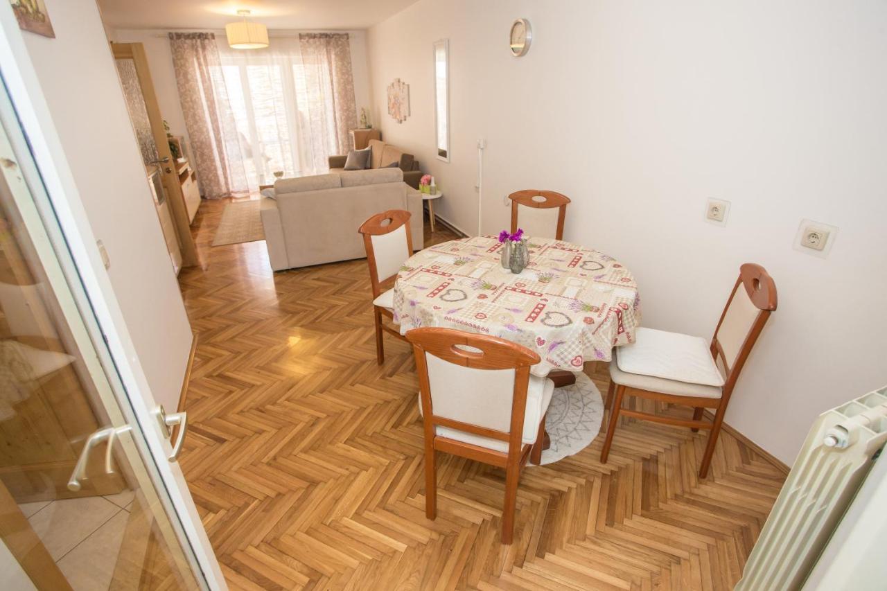 Apartment Rosse Porec Exterior photo